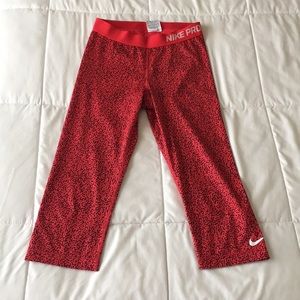 Nike Pro Workout Capri